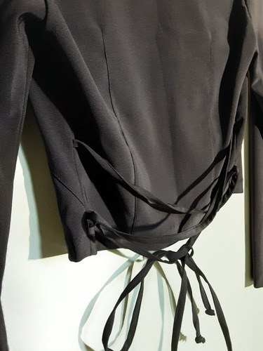 Imagen 7 de 10 de Blusa Italiana Corta De Diseño