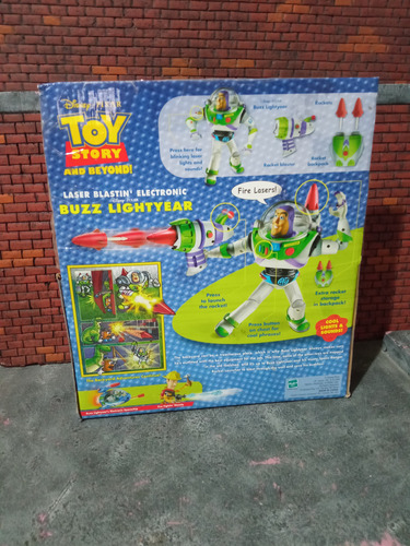 Buzz Lightyear Ráfaga Láser Toy Story Hasbro 2004 Nuevo (Usado)