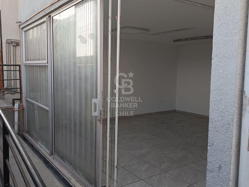 Excelente Local Comercial/bodega En Sector Norte