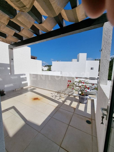 Imagen 3 de 17 de Se Vende Casa 3 Rec Amueblada En La Joya Playa Del Carmen P3621