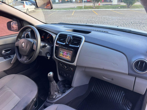 Renault Logan 1.6 Expression 8v Flex 4p Manual
