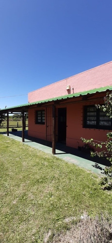 Casa De Campo En Colonia, Con 3 Dormitorios (5 O 6 Personas)