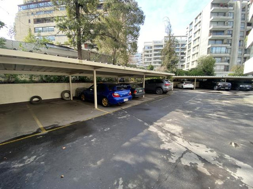 Departamento Av. Manquehue Sur/av. Colon
