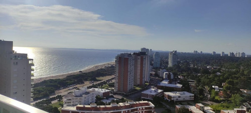 Imagen 5 de 26 de Departamento - Playa Mansa Terraza Y 2 Cocheras