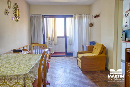 Depto De Un Ambiente En Venta, Edificio Laguzzi - Martinez