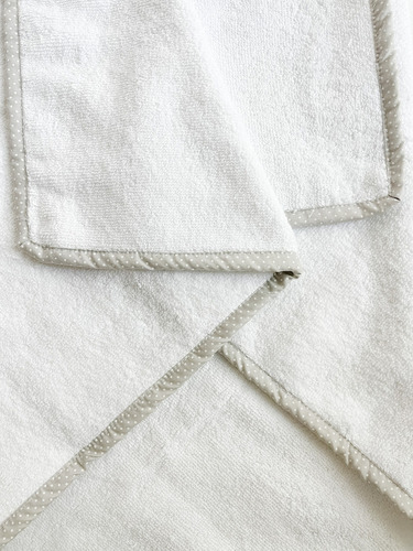 Toalla De Baño Para Niños De Microfibra Y Secado Rapido Color Blanco-gris