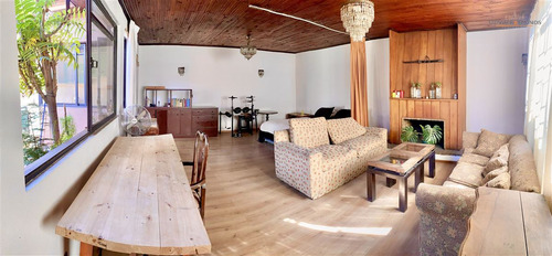 2 Casas I 5d 3b I 3e I 387 M2 Totales I Jardin