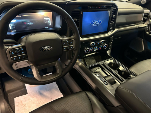 Ford F-150 5.0 V8 GASOLINA CD LARIAT BLACK FX4 AUTOMÁTICO