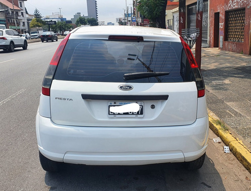 Imagen 5 de 8 de Ford Fiesta 2012 1.6 One Edge Plus 98cv