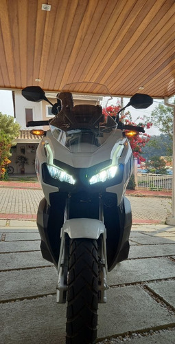 Imagem 2 de 7 de Honda Adv 150