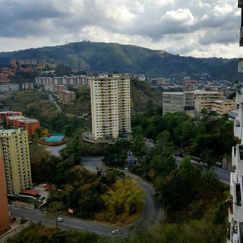 Imagen 13 de 29 de Vendo Ph 323m2 5h/5b/4p Guaicay 1703