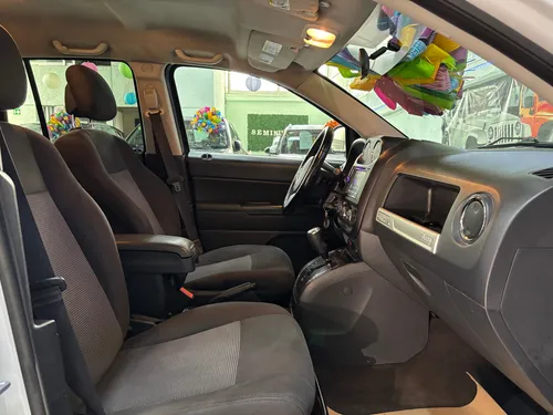 Jeep Compass 2.4 Latitude 4X2 At