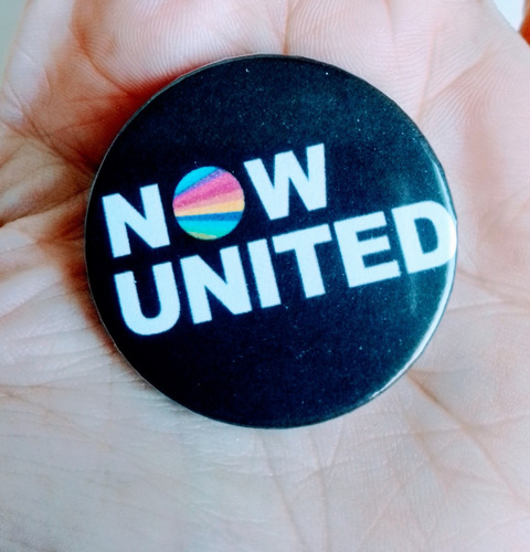 Imagem 4 de 5 de Cartela De Bottons Now United | Broche | Pin | Customização