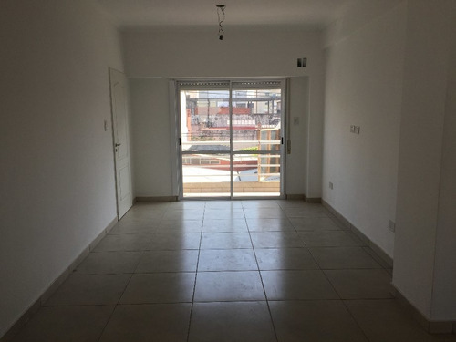 Imagen 2 de 10 de Departamento En Venta En Wilde