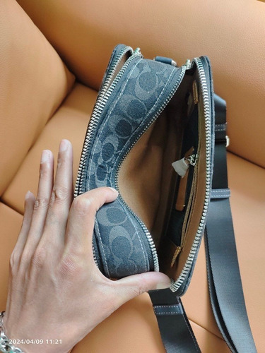 Bandolera Coach Crossbody Conejo Monogram Cf929