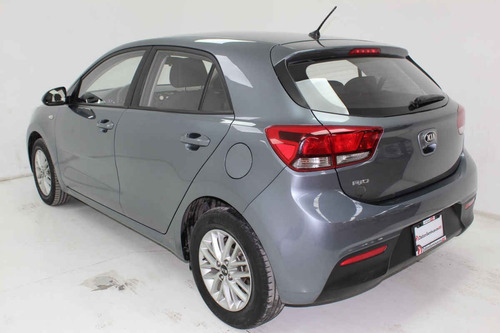 Imagen 7 de 13 de Kia Kia Rio Hb 2020 4 Cilindros