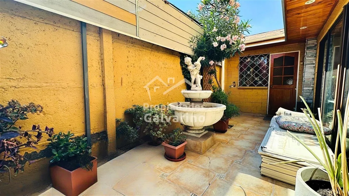 Imagen 4 de 30 de Casa En Venta En Quilicura 3 Suites Amoblada Quincho