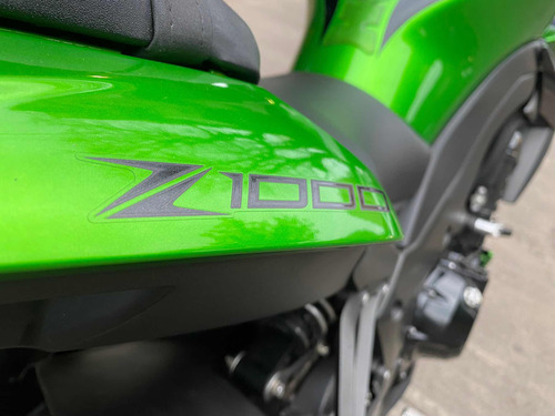 Kawasaki Z1000