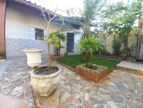 Imagem 5 de 14 de Ótima Casa Com Quintal E Edícula Em Itanhaem Litoral Sul Sp