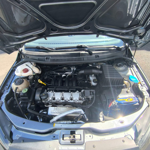 Volkswagen Voyage 1.6 MSI TOTALFLEX 4P MANUAL