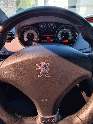 Imagen 18 de 18 de Peugeot Rcz 2013 1.6 Carbon Concept Thp 200cv 6mt