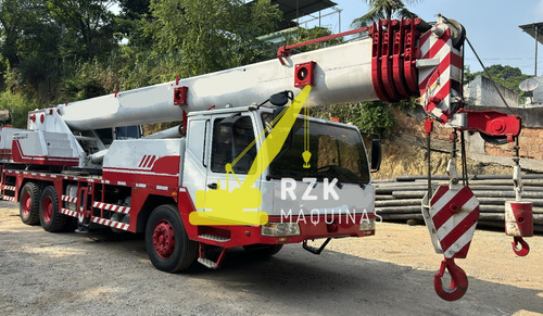 Guindaste Zoomlion Qy30v - 2010
