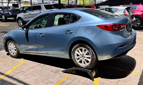 Mazda Mazda 3 2.0 I Touring Sedan At