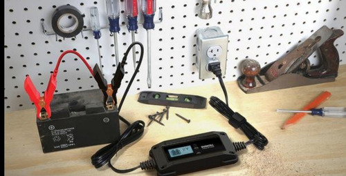 Cargador Baterias + Mantenedor Inteligente 4 Amp 12/6 Volt