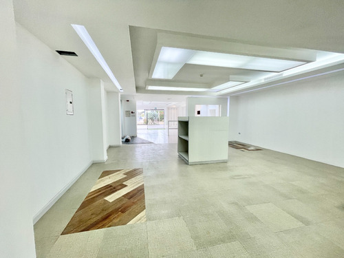 Local Comercial, Avenida Principal De Lechería, C.c. El Timón, Lechería, Alquiler
