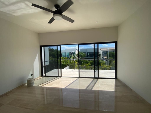 Imagen 11 de 24 de Casa En Venta En Lagos Del Sol, En Cancún