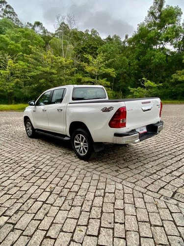 Imagem 7 de 10 de Hilux Cd 4x4 Srx