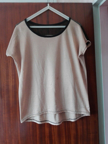 Remera Beige Con Encaje Negro T.l/xl Envio A Todo El País