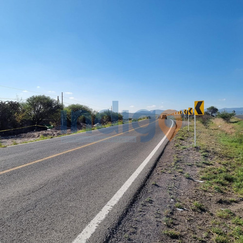 Terreno Industrial De 18.5 Has En Venta, Ideal Para Desarrollo De Bodegas. Querétaro.