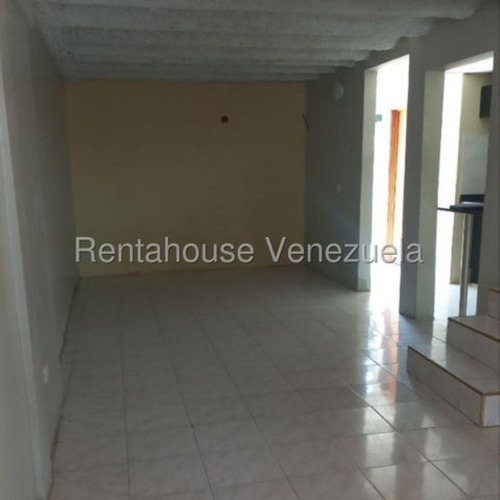 Milagros Inmuebles Casa Venta Barquisimeto Lara Zona Norte Tamaca Economica Residencial Economico Código Inmobiliaria Rent-a-house 25-8822