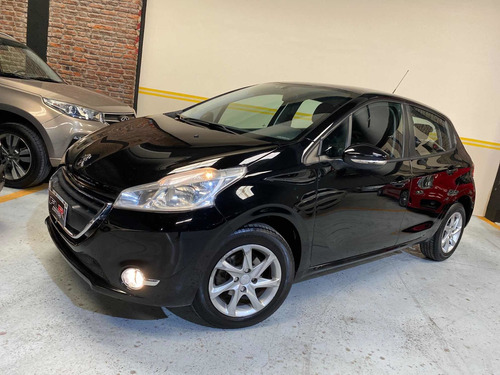 Imagen 1 de 13 de Peugeot 208 1.5 Allure 2013