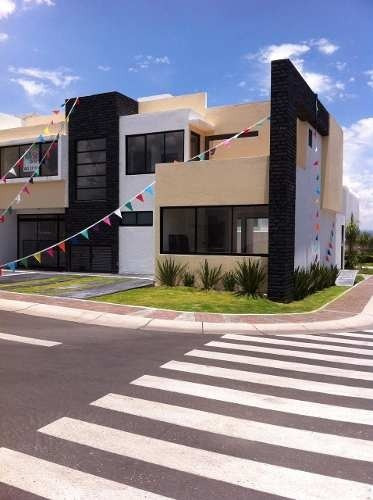 El Refugio, 4 Recámaras Una En Planta Baja En Esquina, Lujo