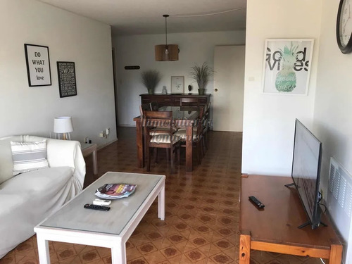 Imagen 1 de 12 de Venta Apartamento 3 Dormitorios En Península