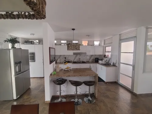 Hermosa Casa Ubicada En Condominio