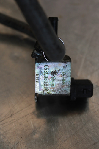 Válvula Solenoide Audi A4 2004 Turbo 1.8 058906283 K3530 (Usado)