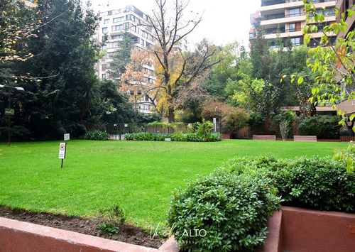 Depto. En Venta 3 Dormitorios Las Condes/ Impecable / Vista