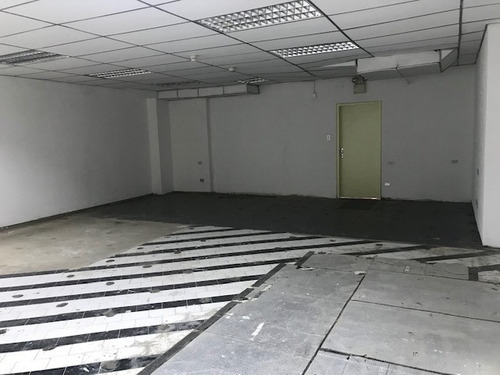 Oficina En Alquiler Los Palos Grandes 546 M2