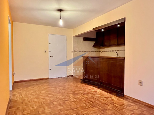 Alquiler Apartamento 1 Dormitorio En Cordón! Piso Alto. Acepta Depósito B. H. U. Cómo Garantía!