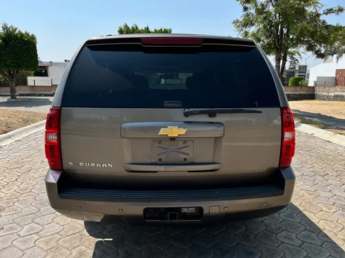 Chevrolet Suburban 5.3 Lt Piel Plus Mt