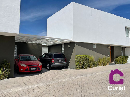 Se Vende Casa En Queretaro Juriquilla Santa Fe Amplia Vig.24