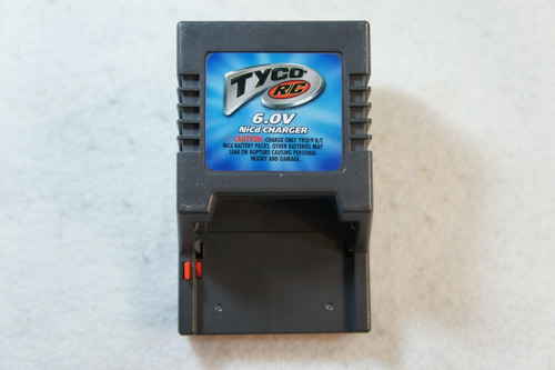 Tyco Radio Control 6.0v Nicd Cargador De Baterias 97433