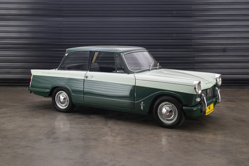 Imagem 2 de 13 de 1964 Triumph Herald 1200