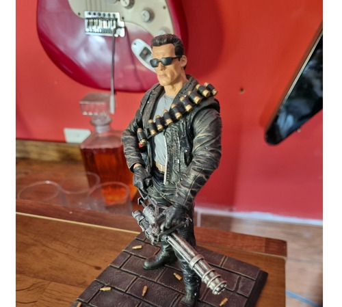 Boneco O Exterminador Do Futuro Terminator - Guns N Roses