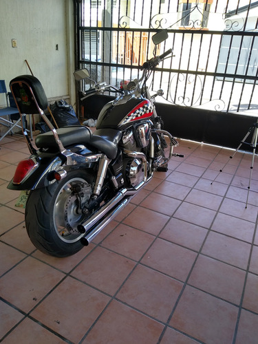 Honda Vtx 1800cc Súper Equipada Pocas Millas