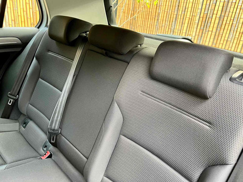 Imagen 8 de 8 de Volkswagen Golf 2016 1.4 Comfortline Tsi Dsg