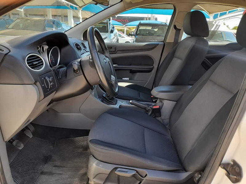 Imagem 10 de 12 de Ford Focus